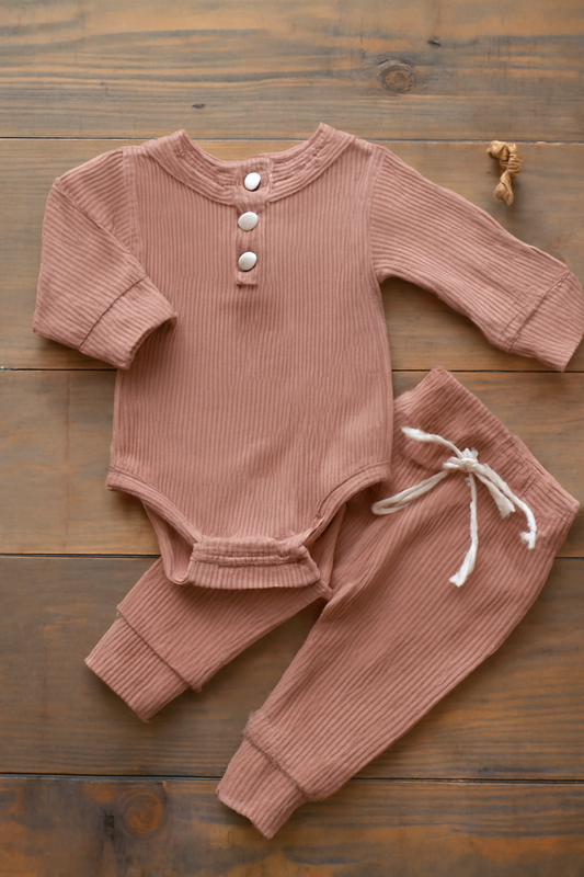 Ensemble pour bébé - Body à manches longues et pantalon